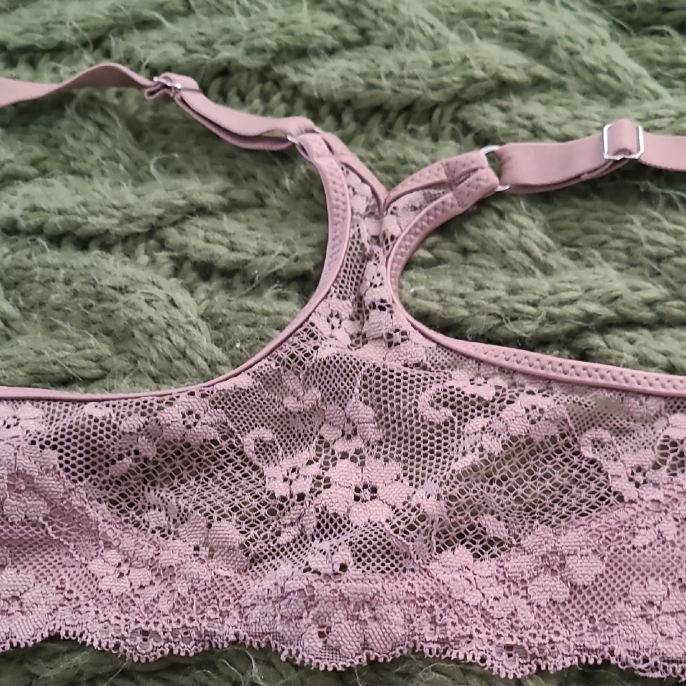 Women's Lace Trim Bra Set - Cocoa Colored Leopard and Cream & Nude Underwire 36C - Picture 2 of 5